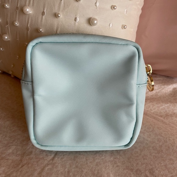NWOT Stoney Clover Lane Mini Sky Pouch - Picture 2 of 2